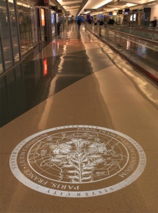 Shining Paths/Paris, Terminal A